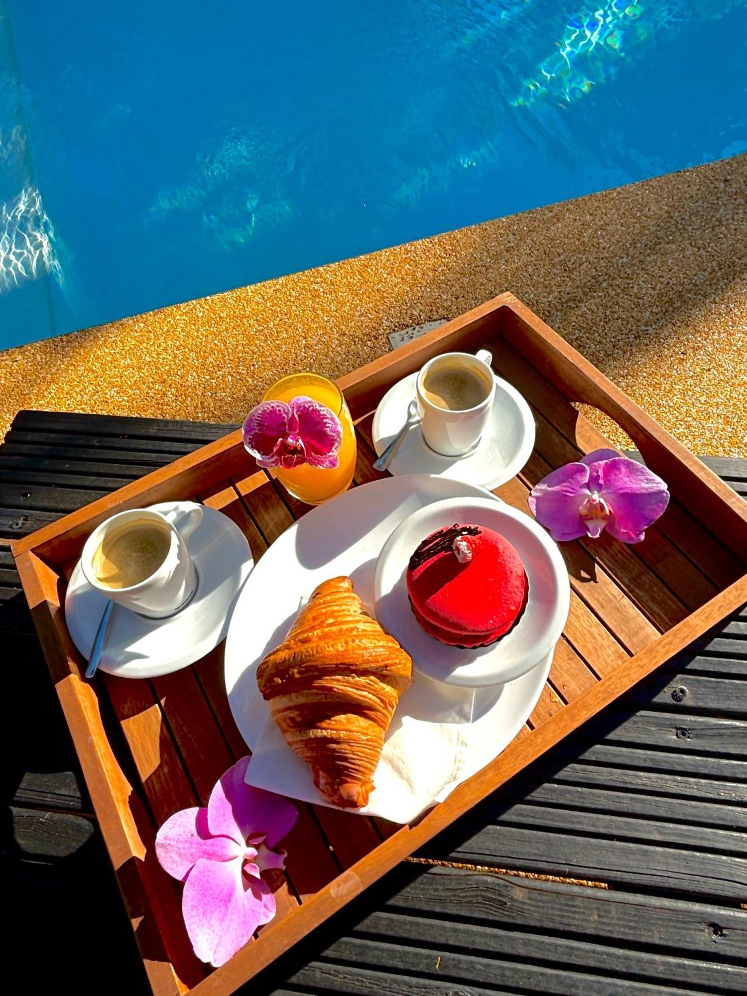Hotel Coco Island Сен-Жиль-ле-Бэн Экстерьер фото