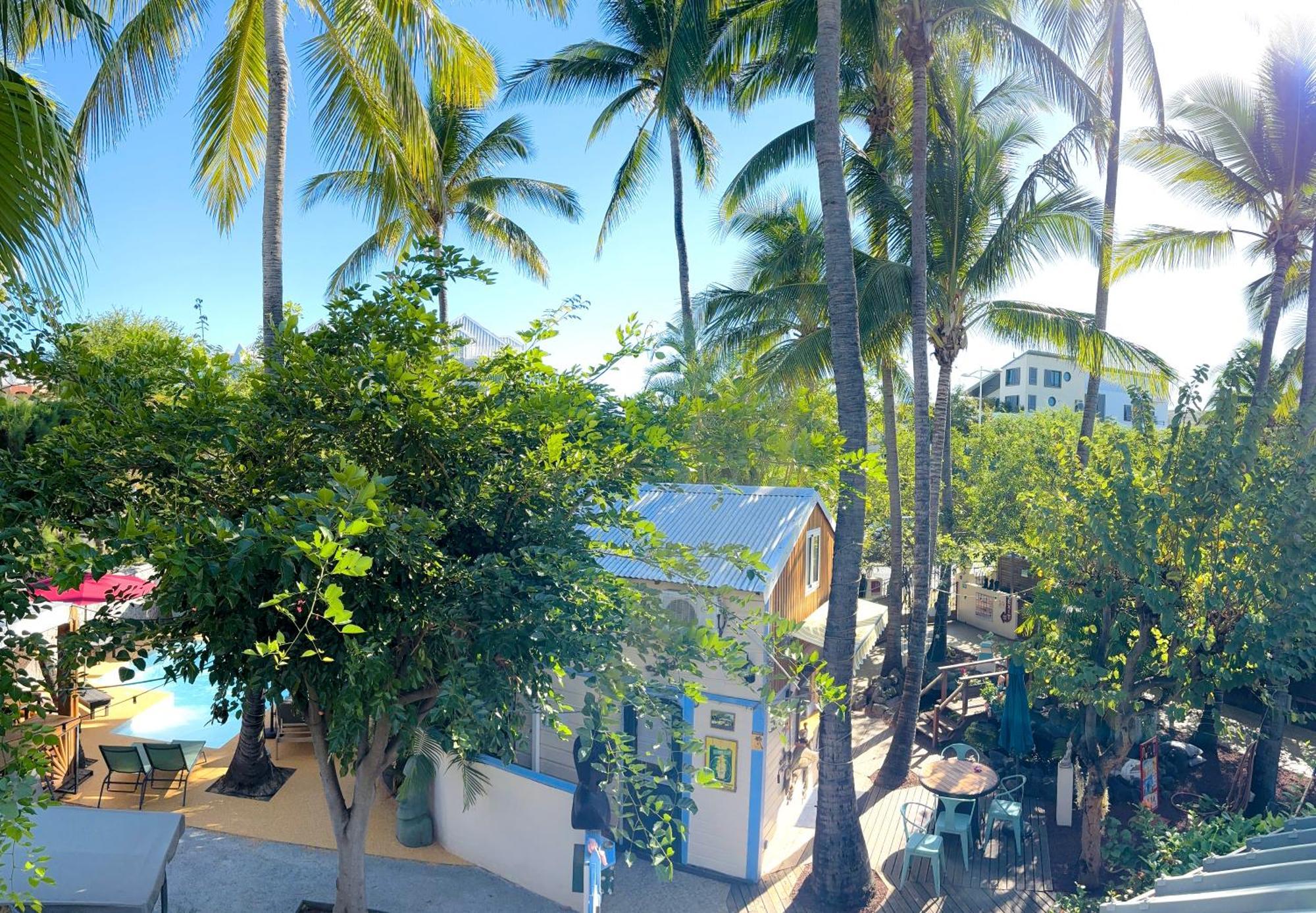 Hotel Coco Island Сен-Жиль-ле-Бэн Экстерьер фото