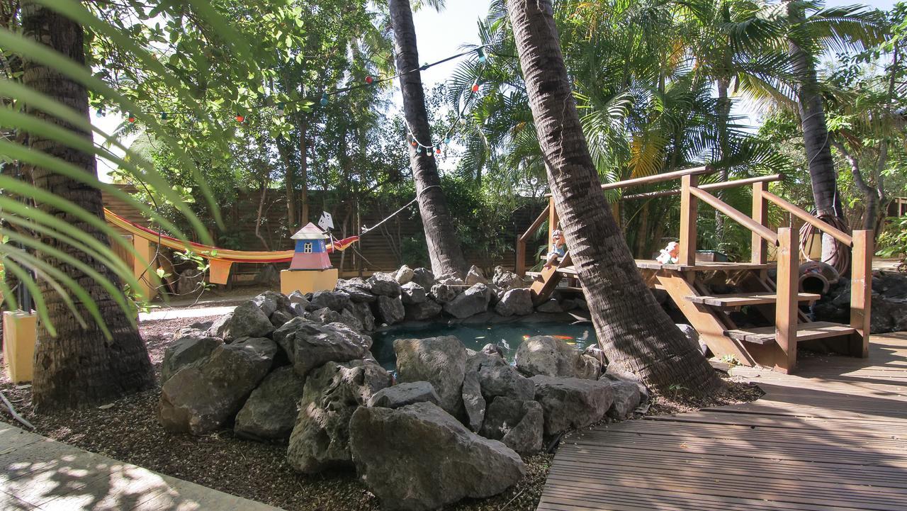 Hotel Coco Island Сен-Жиль-ле-Бэн Экстерьер фото