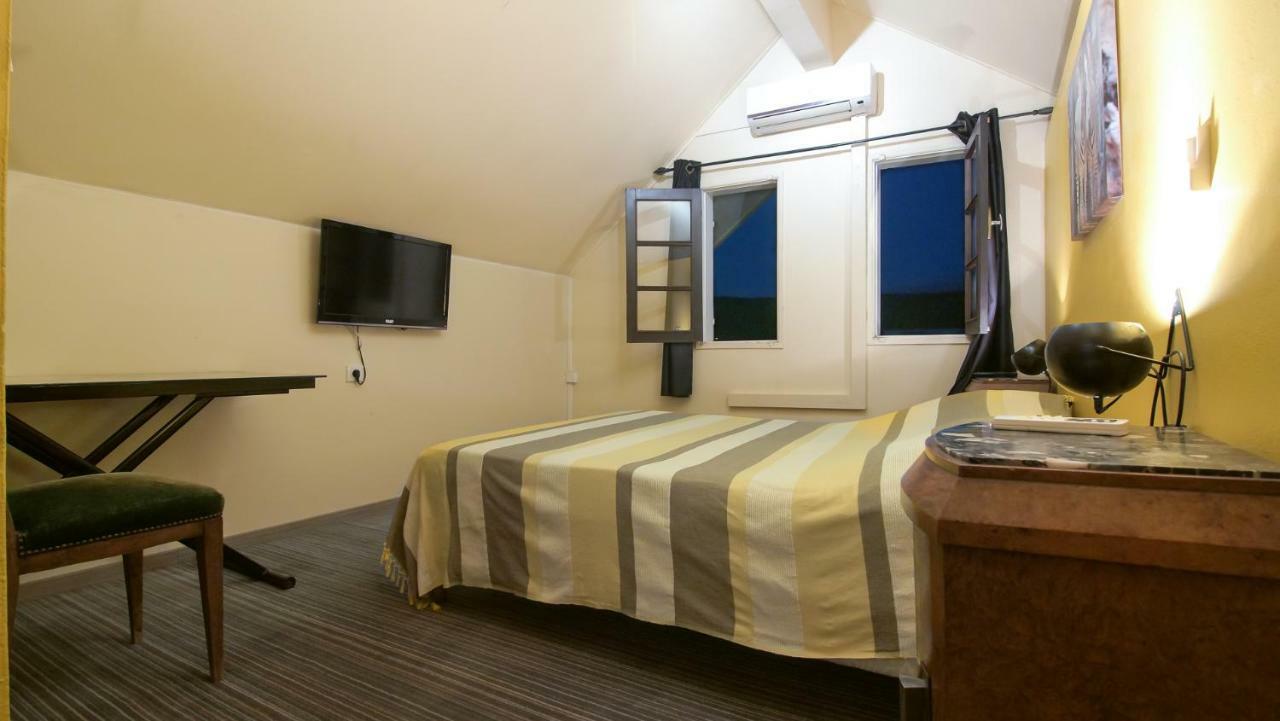 Hotel Coco Island Сен-Жиль-ле-Бэн Экстерьер фото
